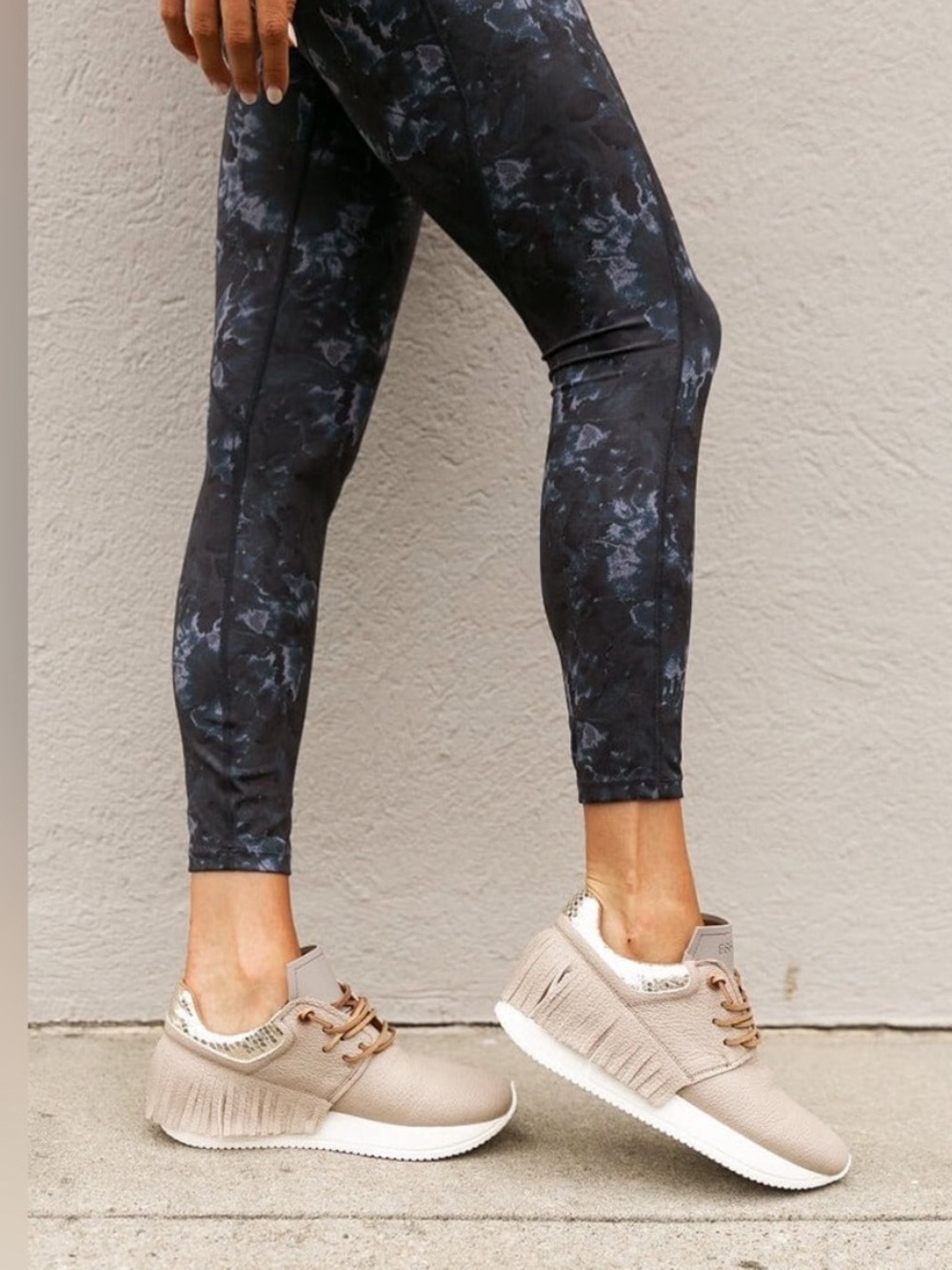 ESSEUTESSE FRINGE LEATHER SNEAKER - SAND CREAM color - Size 36